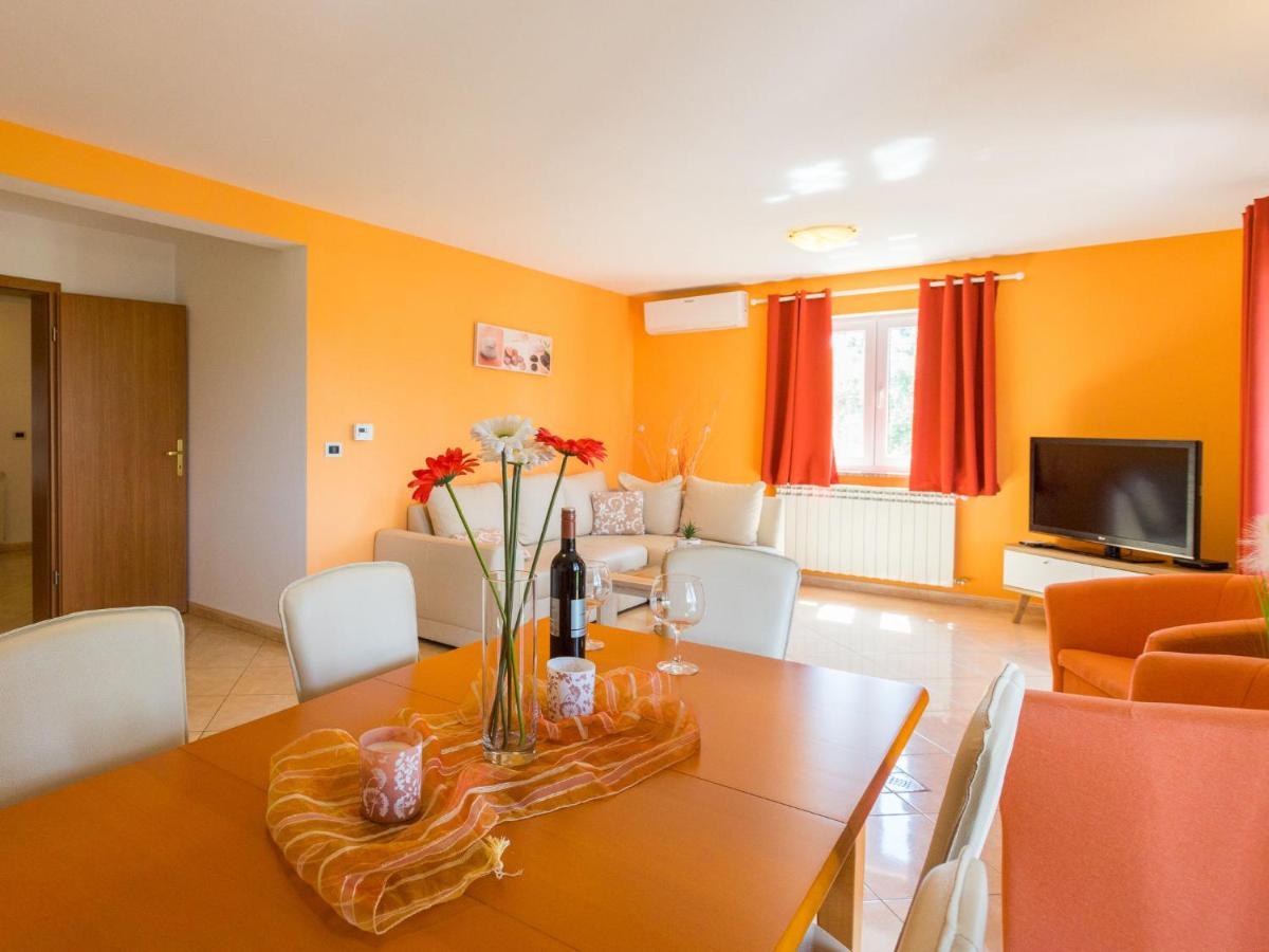 Cancar-1 By Interhome
